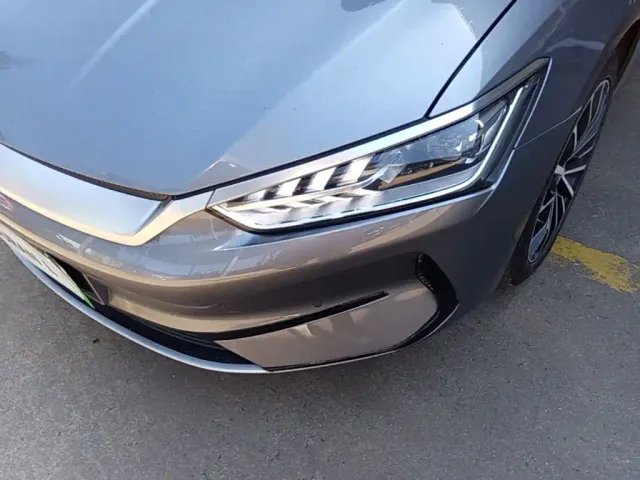 BYD Qin PLUS — Фото автомобиля 23
