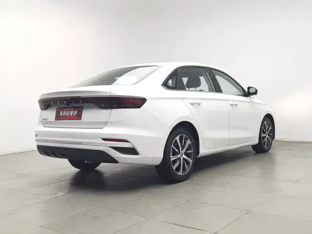 Geely Emgrand — Фото автомобиля 2