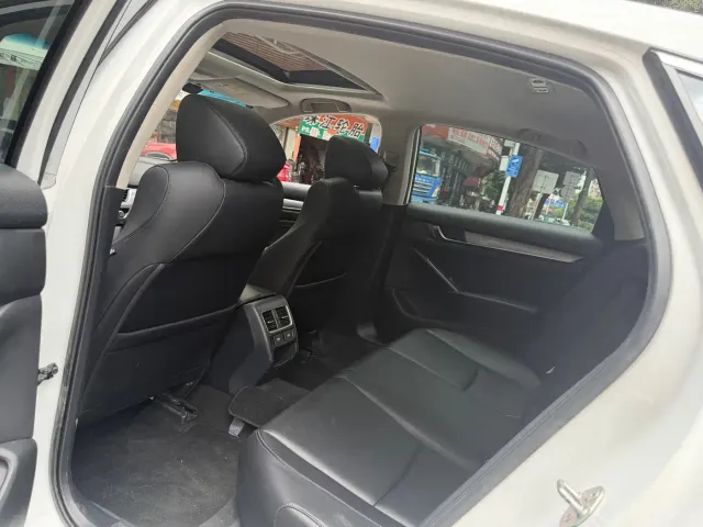 Honda Accord — Фото автомобиля 7