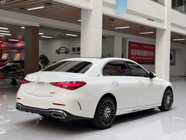 Mercedes-Benz C-Class — Фото автомобиля 5