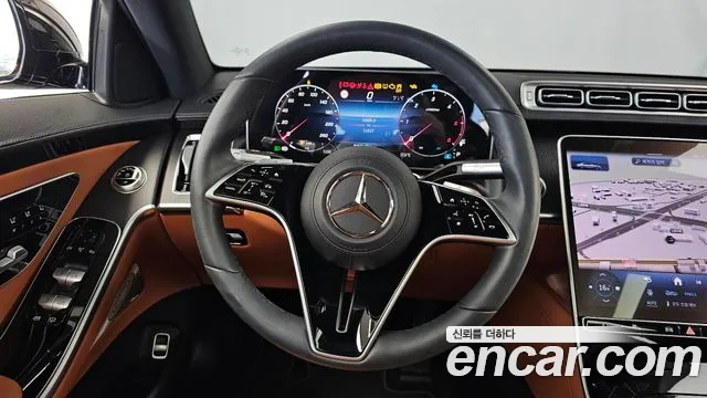 Mercedes-Benz S-Class — Фото автомобиля 13