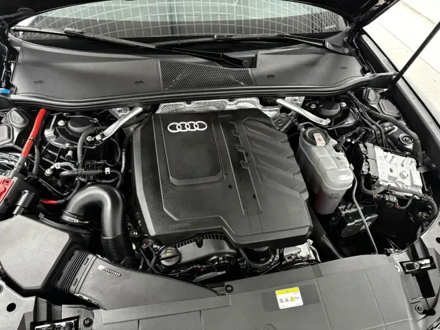Audi A6L — Фото автомобиля 30