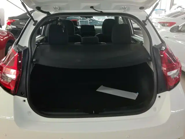 Toyota Vios FS — Фото автомобиля 4