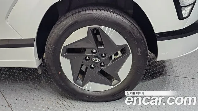Hyundai Kona SX2 — Фото автомобиля 6