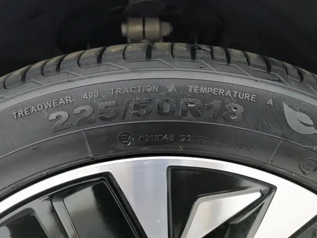 BYD Seal — Фото автомобиля 24