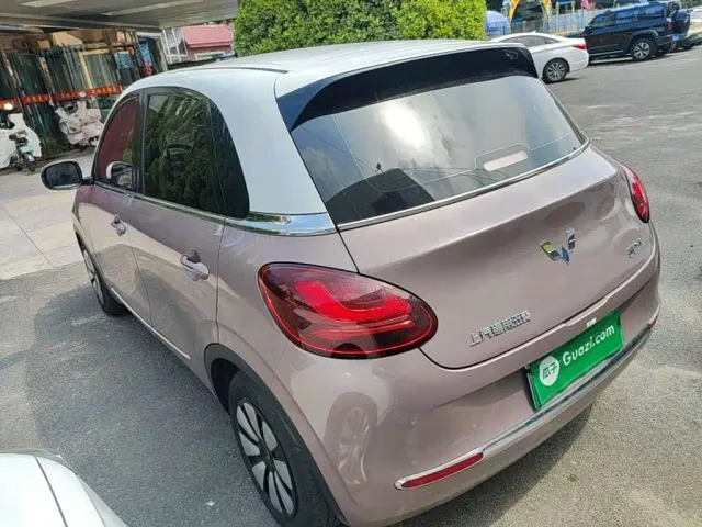 Wuling Bingo — Фото автомобиля 4
