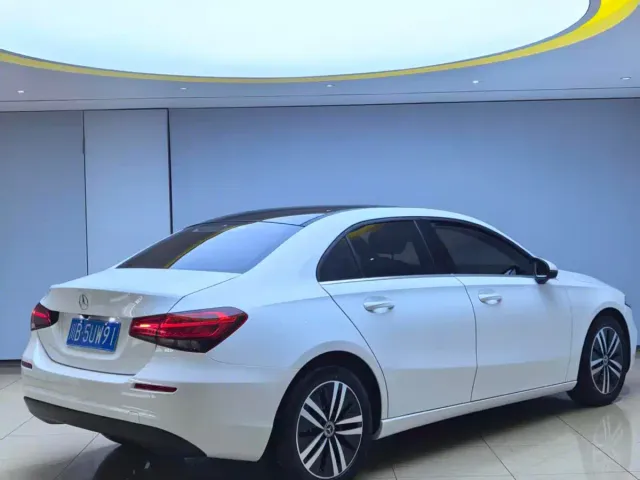 Mercedes-Benz A-Class — Фото автомобиля 6