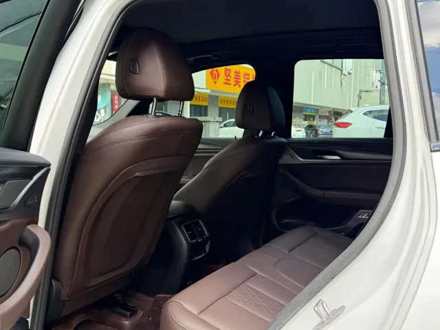 BMW X3 — Фото автомобиля 5