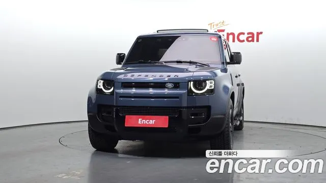 Land Rover Defender — Фото автомобиля 3