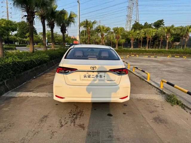 Toyota Corolla — Фото автомобиля 4