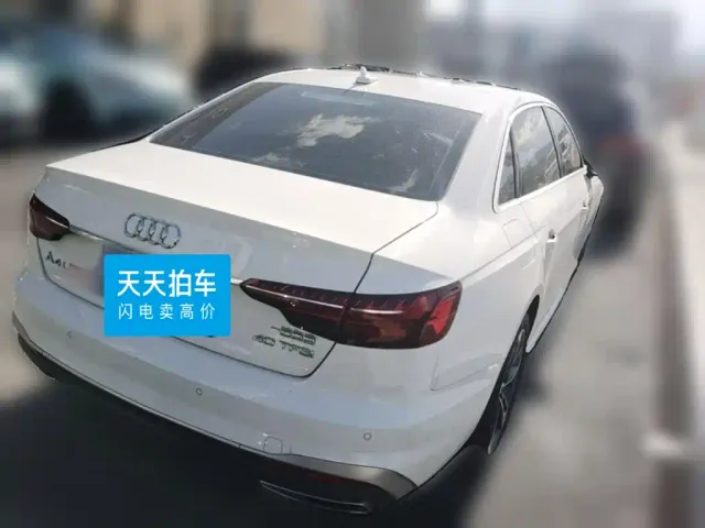 Audi A4L — Фото автомобиля 2