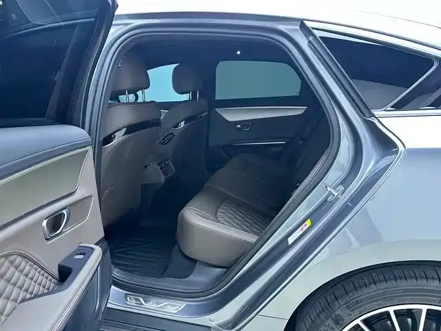 BYD Han — Фото автомобиля 12