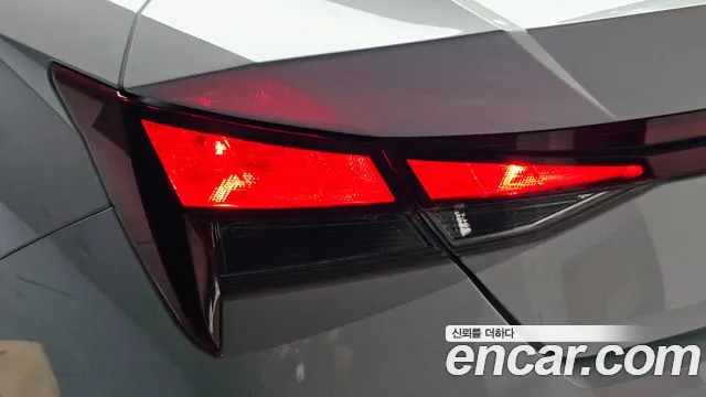 Hyundai Avante CN7 — Фото автомобиля 8