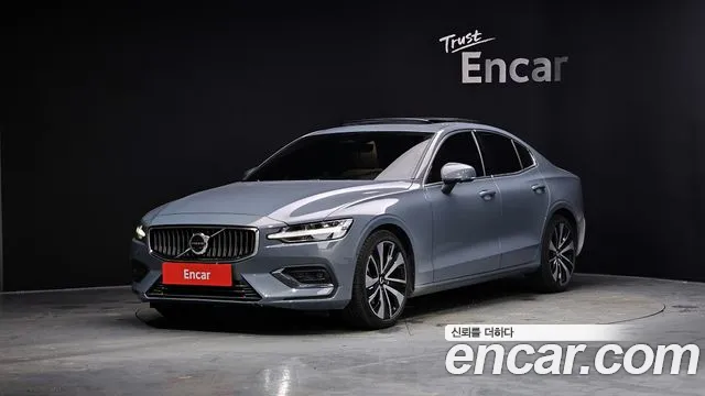 Фотография автомобиля — Volvo S60 Generation 3