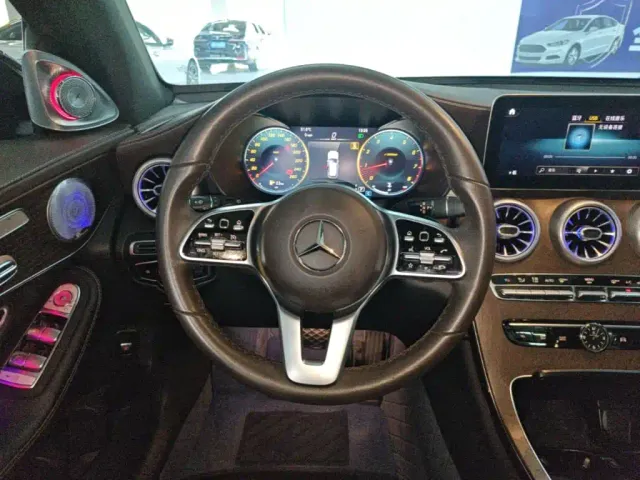 Mercedes-Benz GLC-Class — Фото автомобиля 10