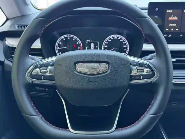 Geely Vision X3 — Фото автомобиля 9