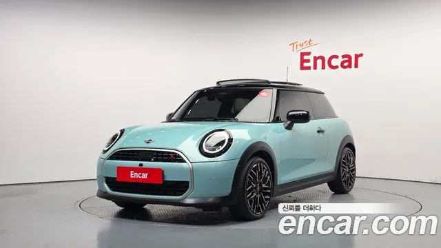 Фотография автомобиля — MINI Cooper 4th Gen