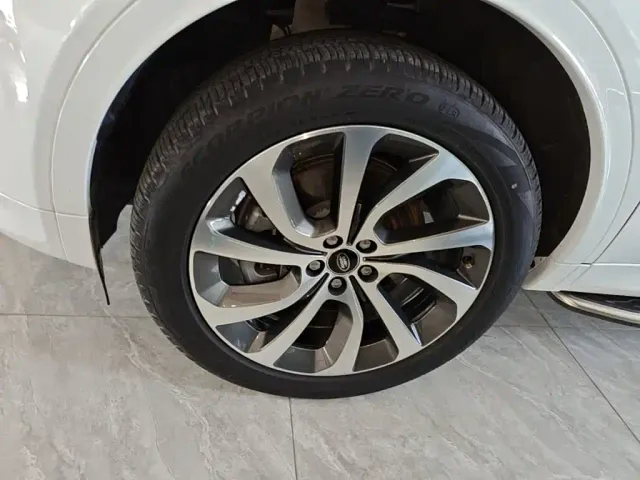 Land Rover Discovery Sport — Фото автомобиля 22