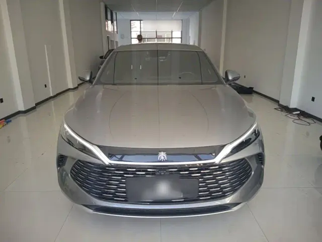 BYD Qin L — Фото автомобиля 2