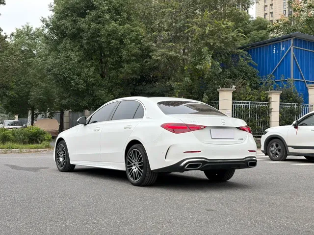 Mercedes-Benz C-Class — Фото автомобиля 4