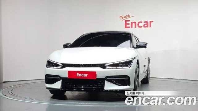 Kia EV6 — Фото автомобиля 3