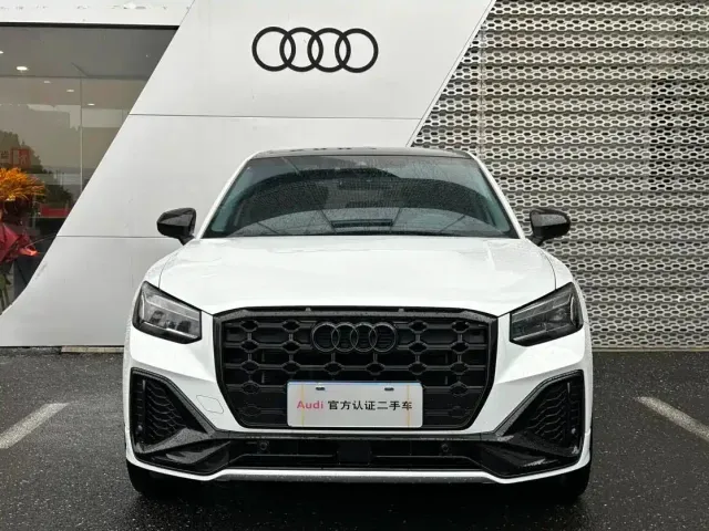 Audi Q2L — Фото автомобиля 2