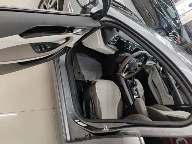 BYD Qin PLUS — Фото автомобиля 15
