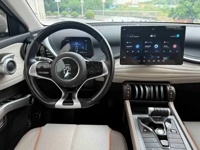 BYD Yuan PLUS — Фото автомобиля 9