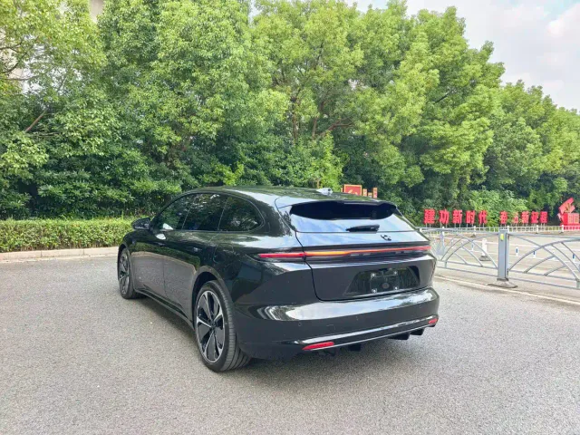 Nio ET5 Touring — Фото автомобиля 5