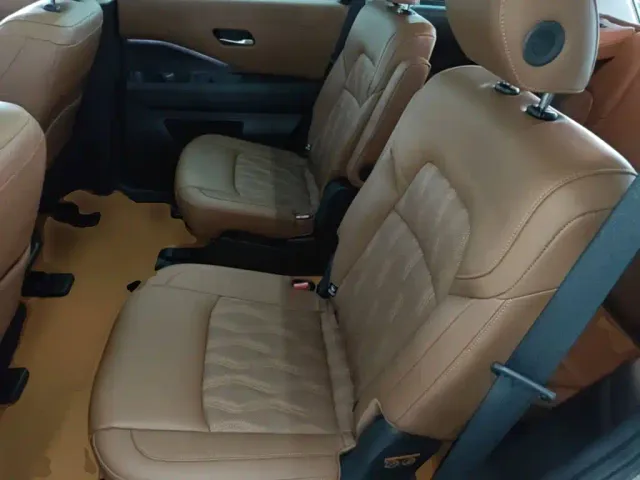 Nissan Terra — Фото автомобиля 16