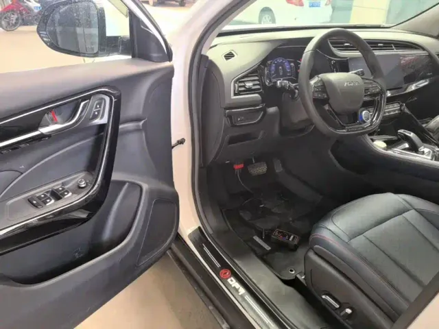 Dongfeng Fengshen AX7 — Фото автомобиля 15
