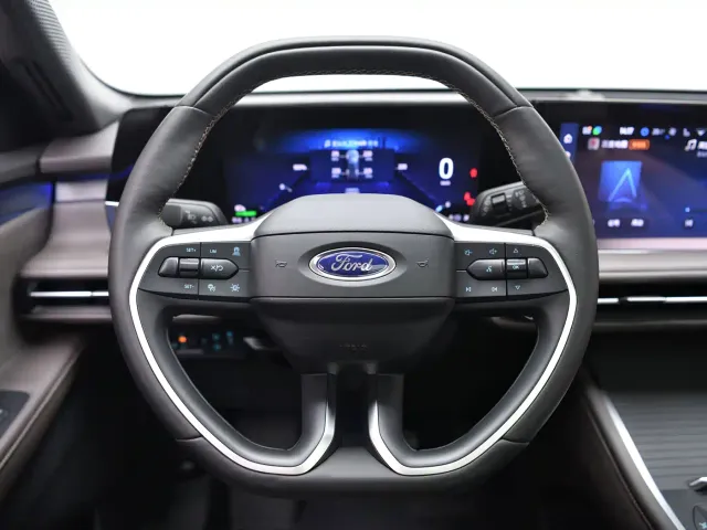 Ford Edge — Фото автомобиля 14