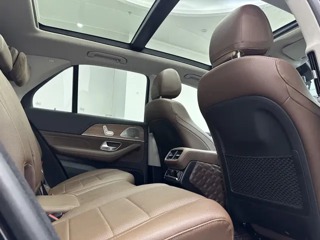 Mercedes-Benz GLE-Class — Фото автомобиля 15
