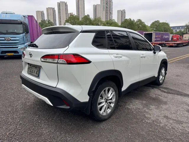 Toyota Corolla Cross — Фото автомобиля 7