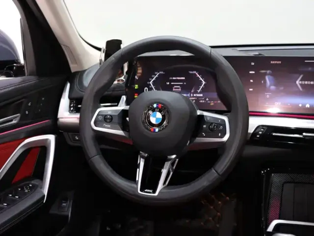 BMW X1 — Фото автомобиля 13