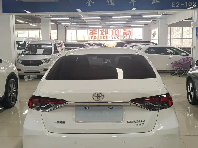 Toyota Corolla — Фото автомобиля 12