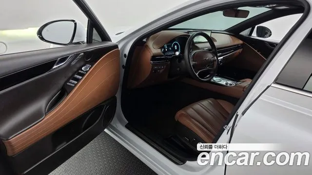 Genesis G80 RG3 — Фото автомобиля 15