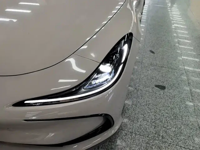 IM Motors L6 — Фото автомобиля 23