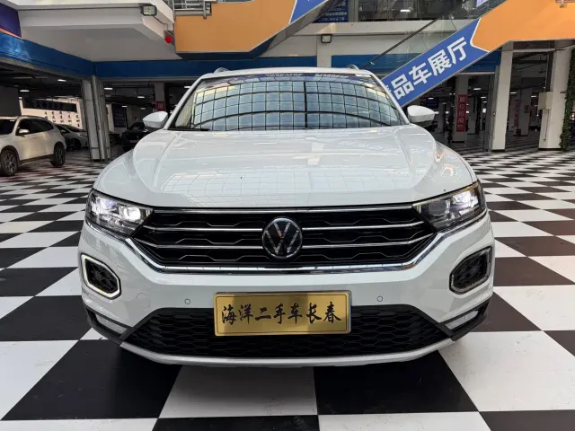 Фотография автомобиля — Volkswagen T-Roc