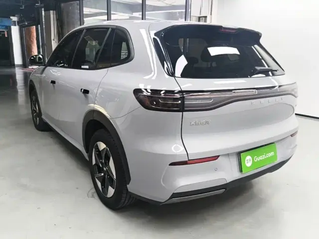 Geely Galaxy E5 — Фото автомобиля 4