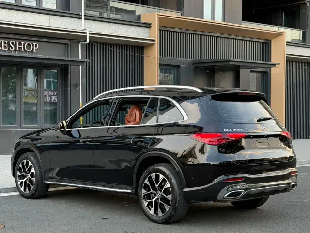 Mercedes-Benz GLC-Class — Фото автомобиля 14