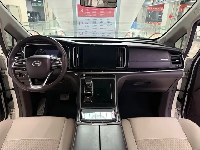 GAC Trumpchi M8 — Фото автомобиля 5