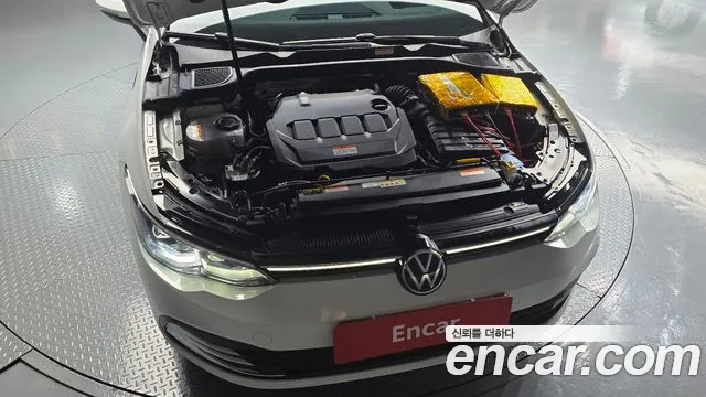 Volkswagen Golf Golf 8 поколение 2.0 TDI Prestige — Фото автомобиля 6