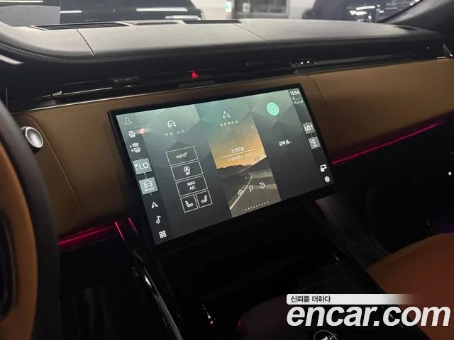Land Rover Range Rover Sport — Фото автомобиля 9