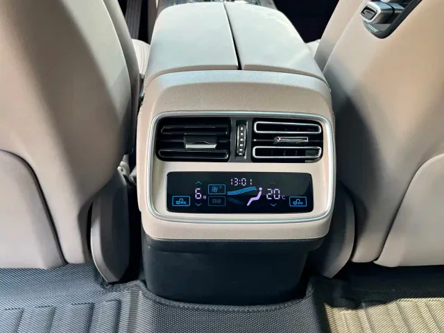 BYD Han — Фото автомобиля 15