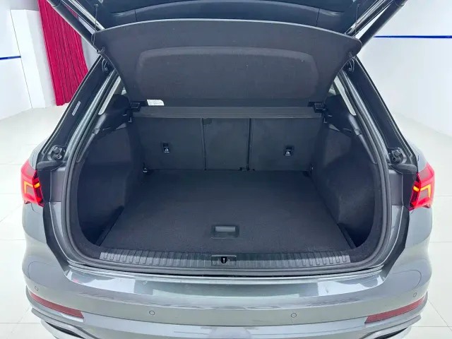 Audi Q3 — Фото автомобиля 19