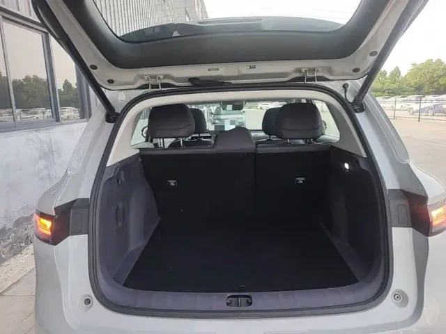 Leapmotor B10 — Фото автомобиля 18