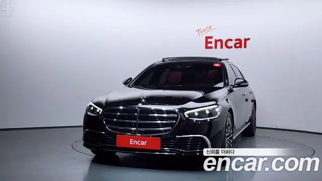 Mercedes-Benz S-Class — Фото автомобиля 3