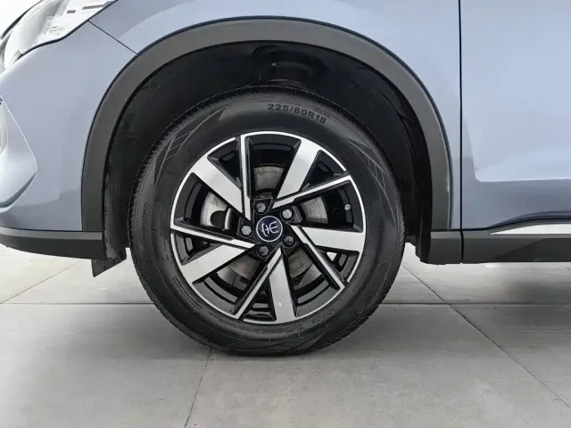 BYD Song Pro — Фото автомобиля 17