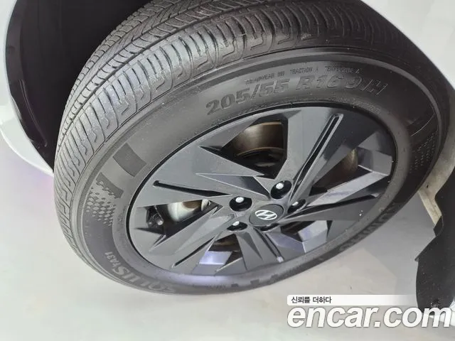 Hyundai AVANTE Smart — Фото автомобиля 19